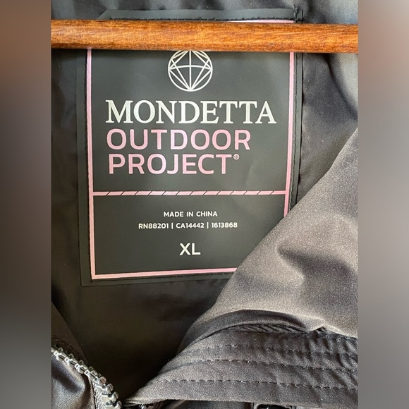 Mondetta Outdoor Project Puffer Jacket - Picture 4 of 13